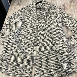 Cynthia Rowley Black & White Crochet Wrap Sweater Size Medium